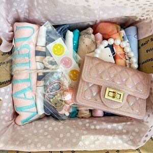 Kids Mystery Style Box 10+ Pieces!! Fall Wardrobe Bundle Back to School